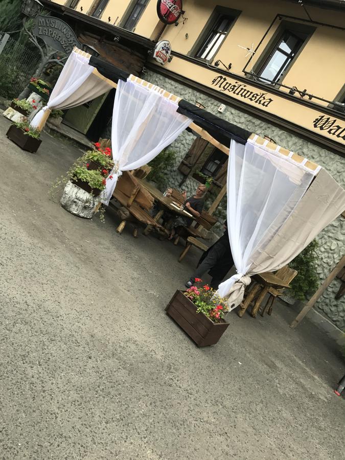 Zajazd Mysliwska Walidrogi Bagian luar foto